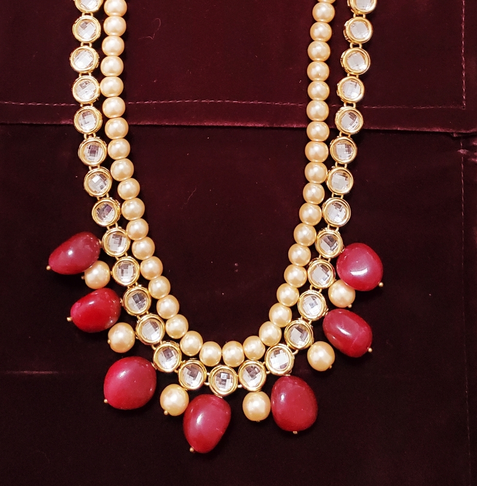 Red stone and pearl necklace